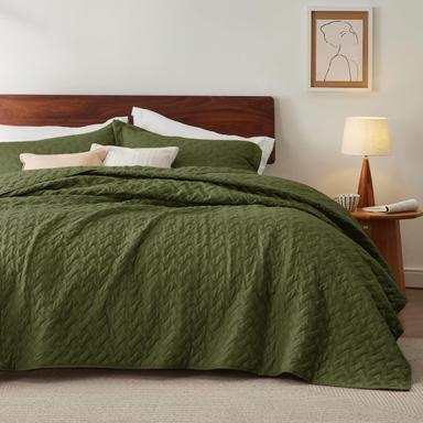 Bedsure Queen Olive Green Basket Weave Bedspread Set