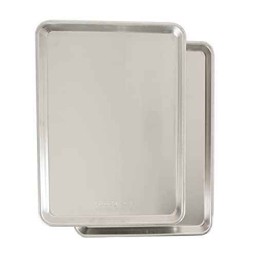 Nordic Ware half sheet product photo
