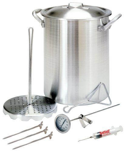 Bayou Classic 30-quart turkey fryer set from the compared US listing