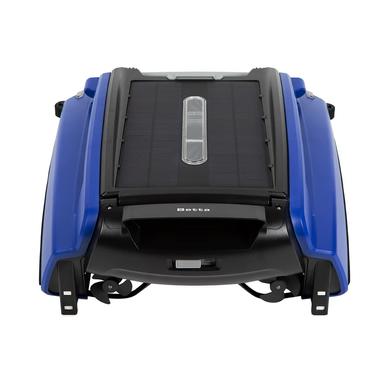 Betta SE Solar Powered Robotic Pool Skimmer